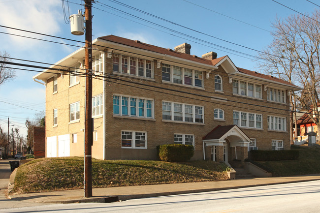 The Ivanhoe Apartments in Louisville, KY - Building Photo - Building Photo