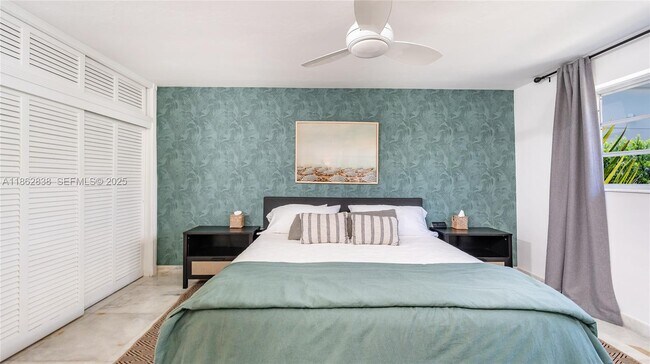 195 Sunrise Dr in Key Biscayne, FL - Building Photo - Building Photo