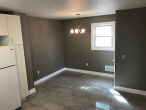 789 Elliott St E in Windsor, ON - Building Photo - Building Photo