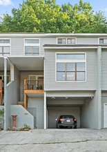 947 Ashland Ter in Chattanooga, TN - Building Photo - Building Photo