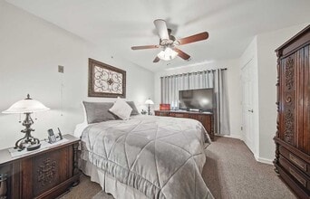 Liberty Green Apartments in Warwick, NY - Foto de edificio - Building Photo