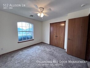 512 Allison Ln in Moore, OK - Building Photo - Building Photo
