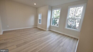 21829 Express Ter in Ashburn, VA - Building Photo - Building Photo