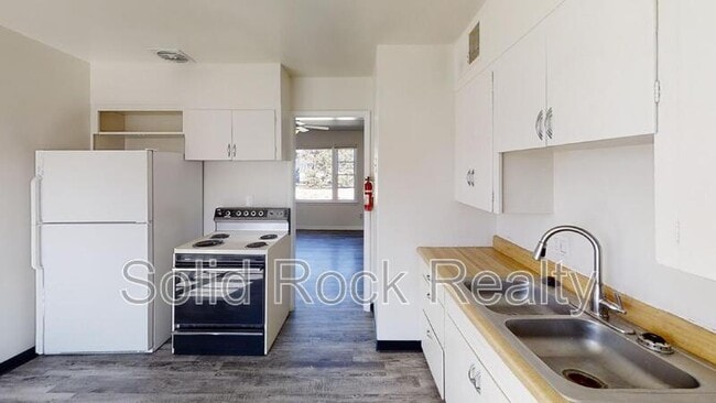 property at 1212 Janes Ln
