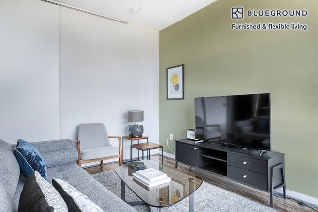 1924 8th St NW, Unit SI FL5-ID683 in Washington, DC - Foto de edificio - Building Photo