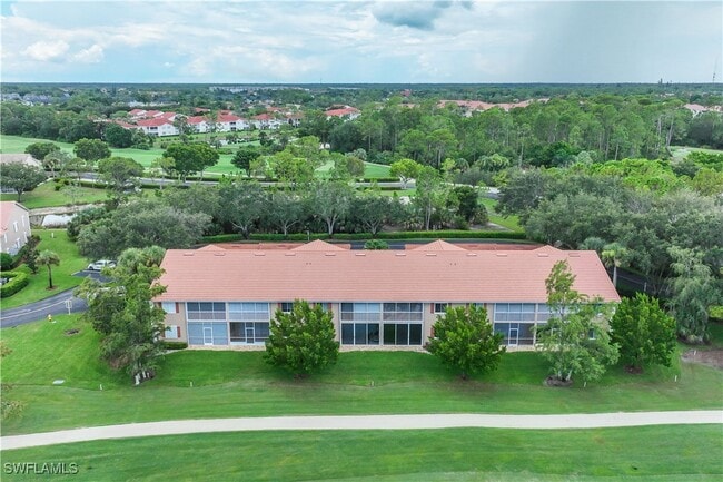 property at 725 Saratoga Cir