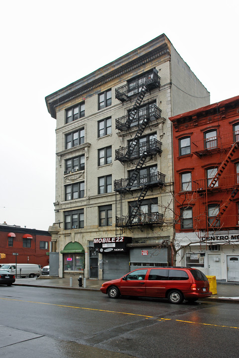 99-103 Seigel St in Brooklyn, NY - Building Photo