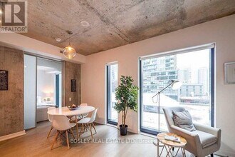 11 Charlotte St in Toronto, ON - Building Photo - Building Photo