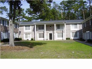 Oaks Country Club Apartments in Goose Creek, SC - Building Photo