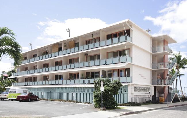 Pokai Bay Beach Cabanas Studio