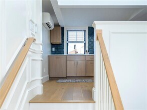 7 Dearborn St in Newport, RI - Building Photo - Building Photo