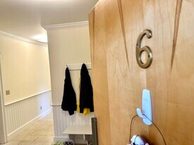 27 Glenville Ave, Unit 6 in Boston, MA - Building Photo