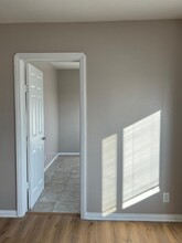 3827 Grand Ave in Huntington Park, CA - Foto de edificio - Building Photo