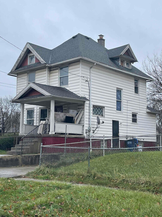 921 Islington St in Toledo, OH - Building Photo