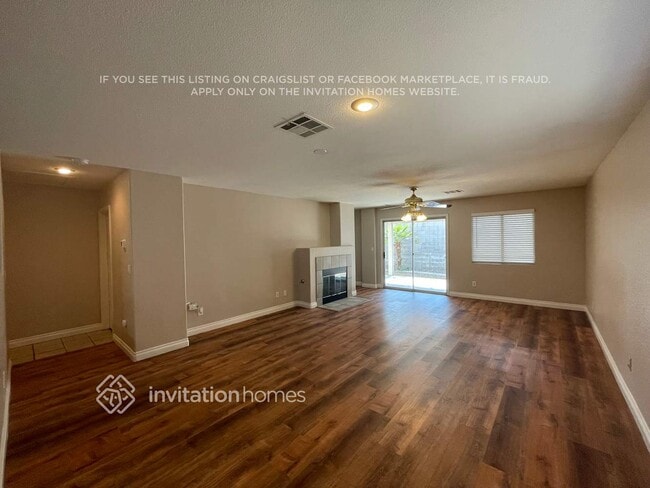 5925 Kenmore St in North Las Vegas, NV - Building Photo - Building Photo