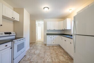 15 Rose St in Haverhill, MA - Building Photo - Building Photo