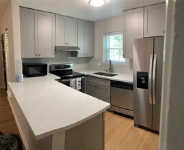875 Wax Myrtle Ln in Houston, TX - Building Photo - Building Photo