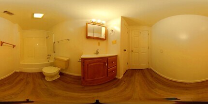 975 E Margaret St in Piggott, AR - Building Photo - Building Photo