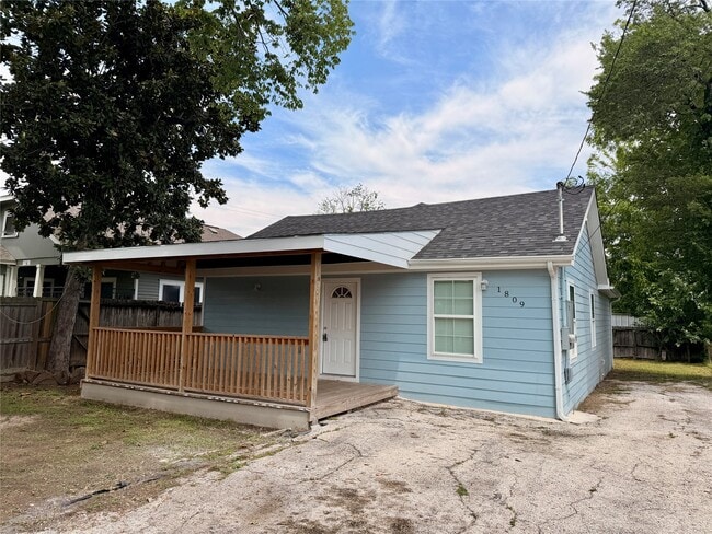 property at 1809 Reese St