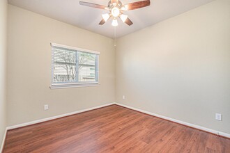 12222 Lake Conroe Hills Dr in Willis, TX - Building Photo - Building Photo