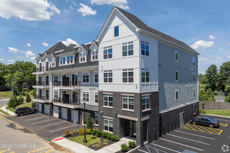 6461 US-9 N in Howell, NJ - Building Photo - Building Photo