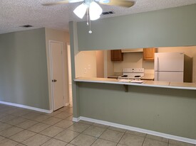 1601 Live Oak St in Slidell, LA - Building Photo