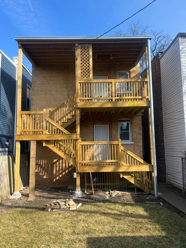 6736 S Wood St, Unit 1 in Chicago, IL - Building Photo - Building Photo