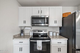 4873 Shurer Ln in Panama City, FL - Building Photo - Building Photo