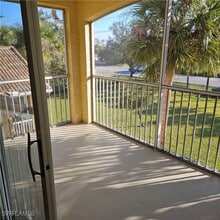 6481 Aragon Way in Ft. Myers, FL - Building Photo - Building Photo