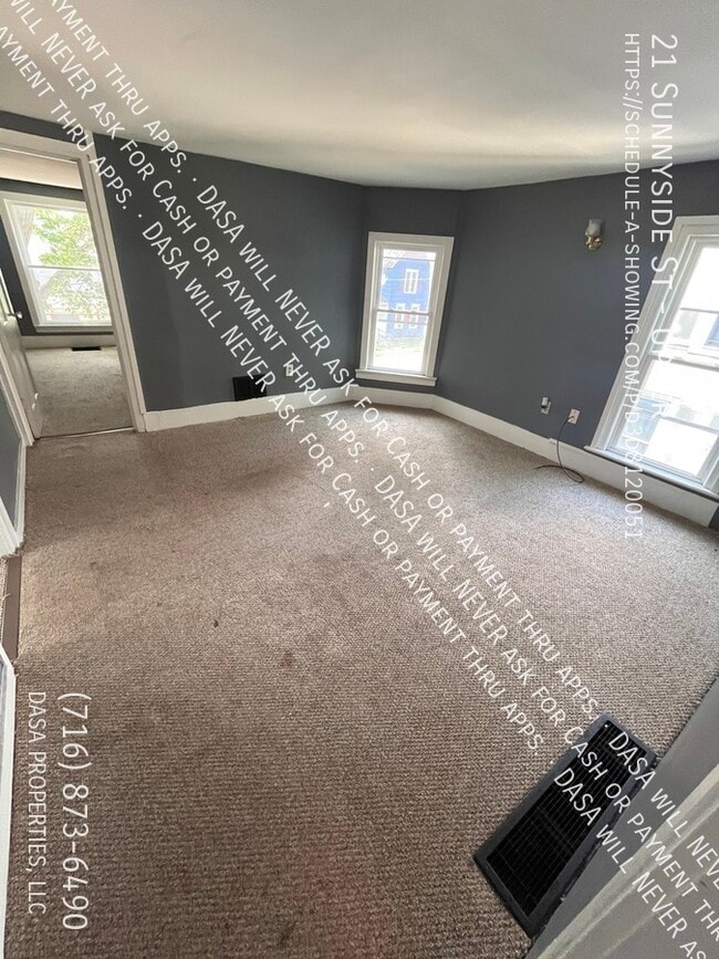 21 Sunnyside St in Lockport, NY - Building Photo - Building Photo
