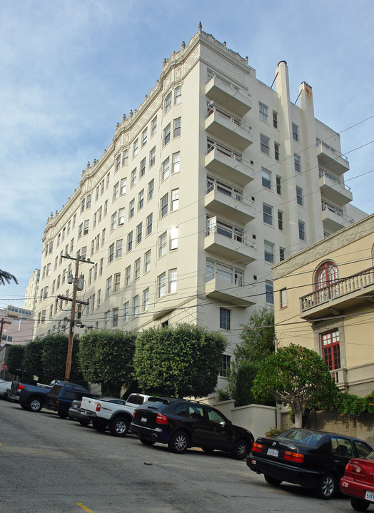 2200 Leavenworth in San Francisco, CA - Building Photo