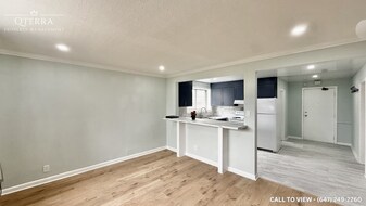 301 Cordova Rd in Oshawa, ON - Building Photo