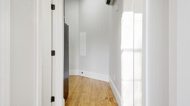 341 Water St in Augusta, ME - Building Photo - Building Photo