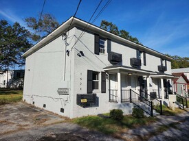 1524 Mosstree Rd, Unit A Apartments