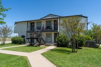 309 I-35 in Hillsboro, TX - Building Photo - Building Photo