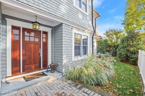 property at 39 Woodland Dr