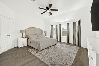 11235 Stirton Dr in Tomball, TX - Building Photo - Building Photo