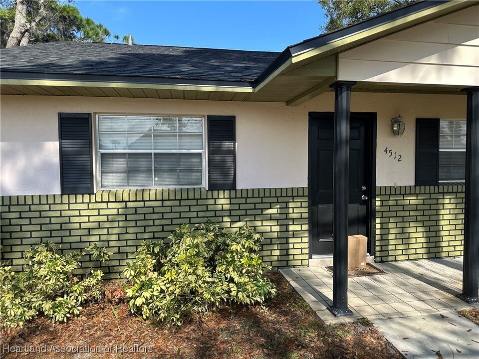 4512 Cadagua Dr in Sebring, FL - Building Photo