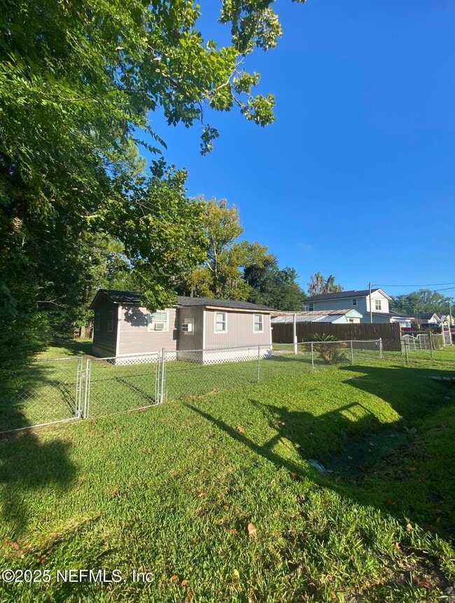 property at 1344 Neva St