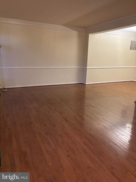 43725 Banshee Heights Terrace in Ashburn, VA - Building Photo - Building Photo