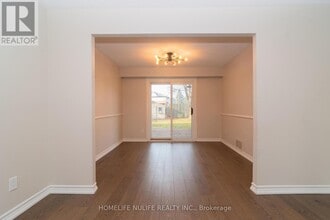 1805 Pattinson Crescent in Mississauga, ON - Building Photo - Building Photo