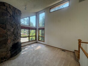 5211 N Elton Rd in Spokane, WA - Building Photo - Building Photo