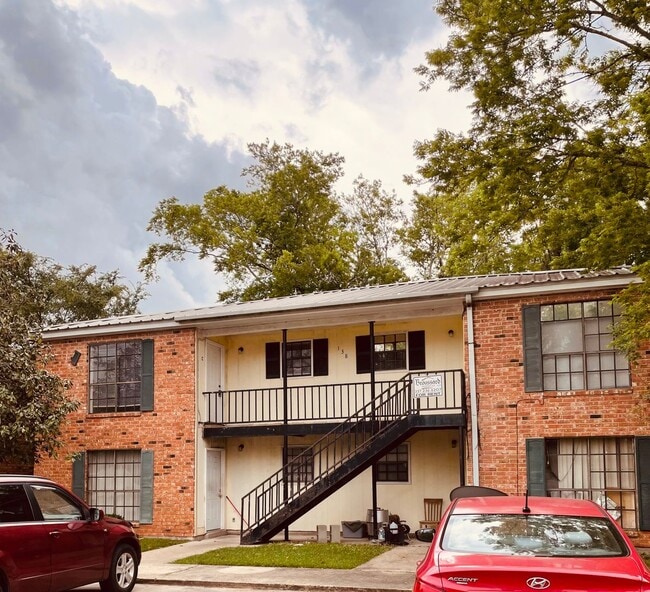 property at 138 Hummingbird Ln