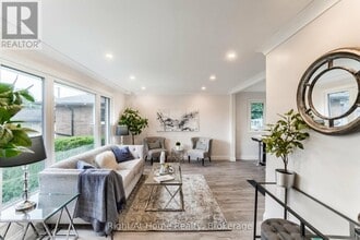 69 Heather Rd in Hamilton, ON - Building Photo - Building Photo