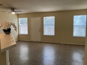 9629 Sugar Hill Dr in Austin, TX - Building Photo - Building Photo