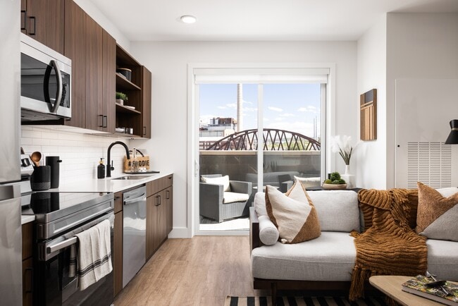 Revival on Platte in Denver, CO - Foto de edificio - Building Photo