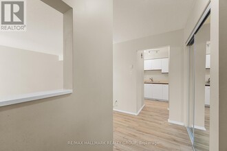 20 Hart Ave in Ottawa, ON - Building Photo - Building Photo