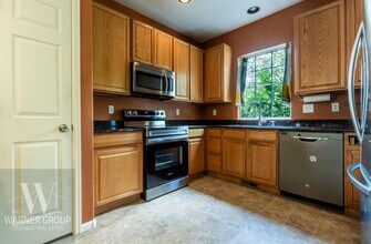 2147 Falkirk Dr in Colorado Springs, CO - Foto de edificio - Building Photo