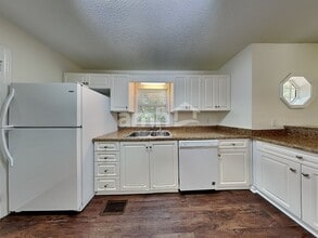 2017 Priya St in Thomasville, NC - Building Photo - Building Photo