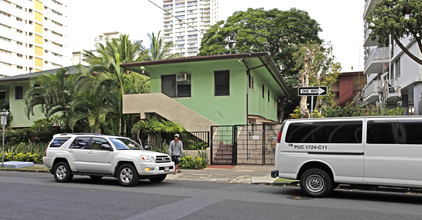 204 Liliuokalani Ave in Honolulu, HI - Foto de edificio - Building Photo